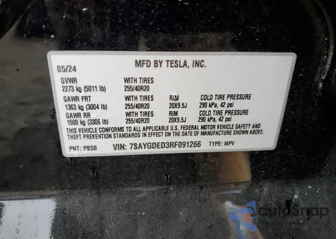 2024 Tesla Model Y из США, поврежденный, VIN 7SAYGDED3RF091266